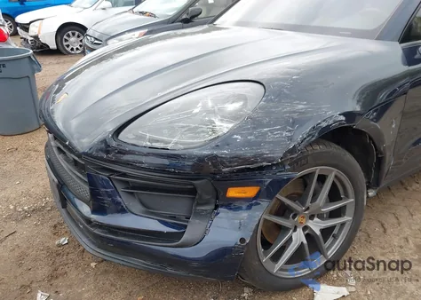 2022 Porsche Macan z USA, uszkodzony, nr VIN WP1AA2A59NLB08998